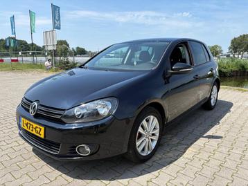 Volkswagen GOLF 1.2 TSI STYLE/AIRCO/STOELVERWARMING/NIEUWE K beschikbaar voor biedingen