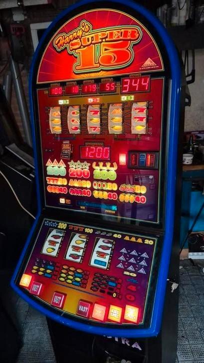 Harry's Super 15 Gokkast Halversie, Verzamelen, Automaten | Gokkasten en Fruitautomaten, Zo goed als nieuw, Euro, Met sleutels