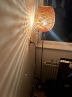 Staande lamp, Ophalen, Zo goed als nieuw, Hout, 100 tot 150 cm