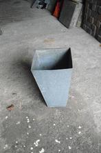 TE KOOP METAAL BLOEMBAKJE, Tuin en Terras, Bloempotten, Ophalen, Rond, Binnen, Metaal