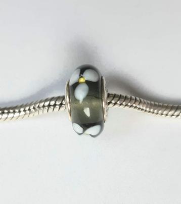 Pandora bedel zwart Murano glas met bloem retired beschikbaar voor biedingen