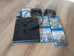 PlayStation 4 met 2 controllers en 4 games, Spelcomputers en Games, Spelcomputers | Sony PlayStation 4, Ophalen, Met games, Met 2 controllers