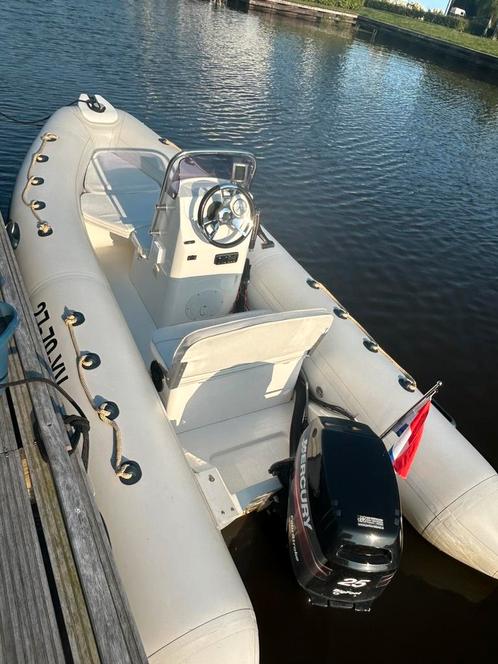 Brig 450 deluxe, Watersport en Boten, Rubberboten, Zo goed als nieuw, Overige merken, Overige materialen, Minder dan 70 pk, Benzine