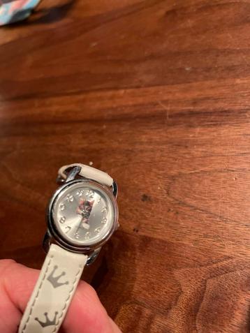 Leuk kinderhorloge beschikbaar voor biedingen