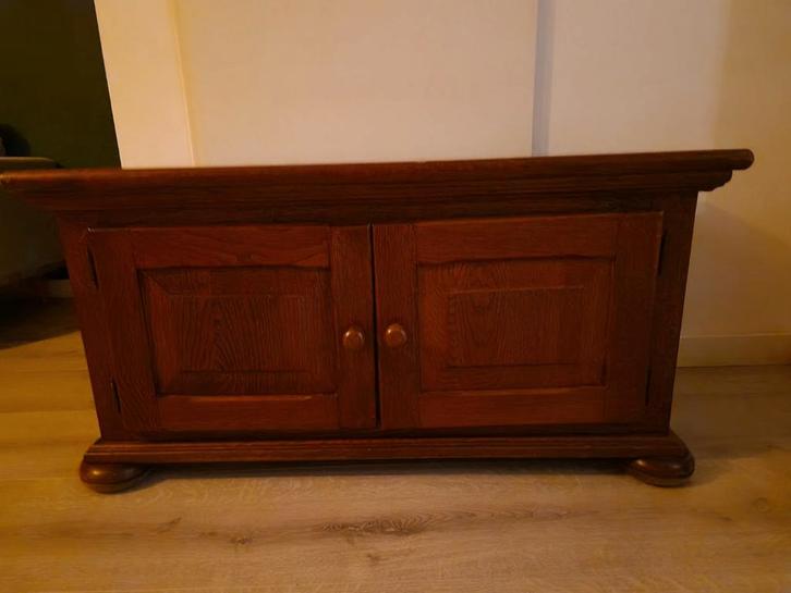Vintage houten tv meubel / dekenkist, Huis en Inrichting, Kasten | Dressoirs, Gebruikt, 100 tot 150 cm, 25 tot 50 cm, Ophalen