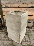 Grote glasvezel tuinvaas, Gebruikt, Minder dan 60 cm, Vierkant, Ophalen of Verzenden
