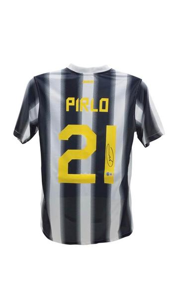 Gesigneerd juventus shirt van Pirlo beschikbaar voor biedingen
