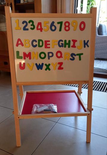 Schoolbord voor peuters en kleuters beschikbaar voor biedingen