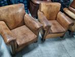 2 authentieke Chesterfield schapenleren stoelen + BEZORGING, Huis en Inrichting, Fauteuils, Gebruikt, Art deco, Ophalen of Verzenden