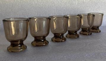 6 vintage rookglas eierdopjes Arcoroc France beschikbaar voor biedingen