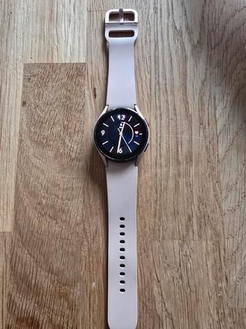 Samsung Watch4 beschikbaar voor biedingen