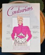 Geheimen van de Couturiers - Frances Kennett, Ophalen of Verzenden, Gelezen, Couturiers, Frances Kennett