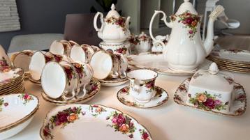 Royal Albert Old Country Roses  , 71 delig, niet gebruikt beschikbaar voor biedingen