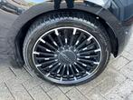 Fiat 500 La Prima 42 kWh *panorama *p-camera *carplay *17”, Gebruikt, 118 pk, 4 stoelen, Zwart