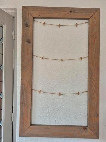 Leuk houten memobord beschikbaar voor biedingen