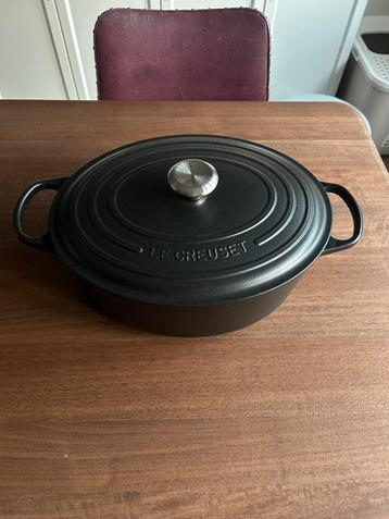 Le Creuset Braadpan Ovaal 7,5L - Mat Zwart beschikbaar voor biedingen