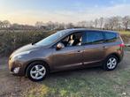 RENAULT GRAND SCENIC 2.0 16V AUTOMAAT LEER PANO PRIVILÈGE, Euro 5, 74 €/maand, Zwart, 4 cilinders