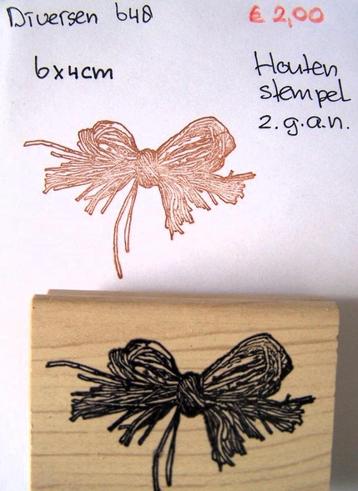 Diversen 648 Houten stempel beschikbaar voor biedingen