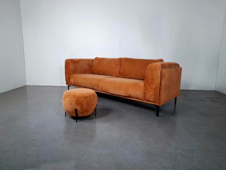 Unieke 2,5 zits Bank met Poef | GRATIS BEZORGING | Gereinigd, Huis en Inrichting, Banken | Bankstellen, Zo goed als nieuw, Rechte bank