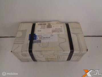 A9054200020 SPRINTER W905 REMBLOKSET ACHTER NOS OEM MERCEDES beschikbaar voor biedingen