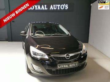 Opel Astra 1.6 Cosmo | NAVI | AIRCO | CRUISE | TREKHAAK | PD beschikbaar voor biedingen