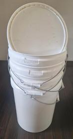 4 Witte emmers 25 liter met deksel - gebruikt, Ophalen of Verzenden