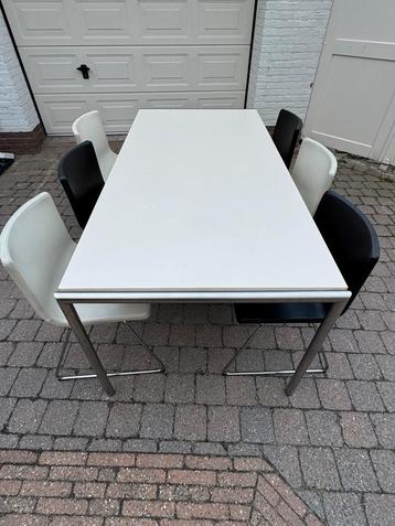 Bert Plantagie eettafel 190 x 90cm + evt stoelen beschikbaar voor biedingen