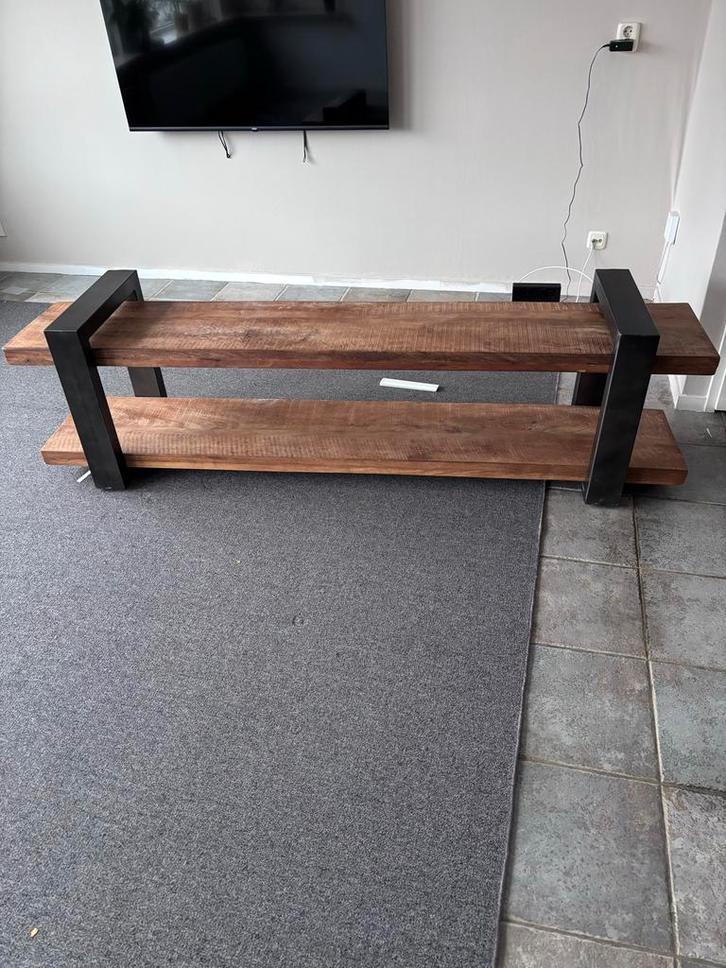 Industrieel TV Meubel - 200cm Breed, Huis en Inrichting, Kasten | Televisiemeubels, Gebruikt, Minder dan 100 cm, 200 cm of meer