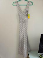 Female dress, never worn, size 38. Grey and white colours., Ophalen of Verzenden, Zo goed als nieuw, Maat 38/40 (M)