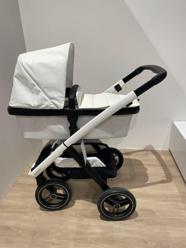 Dubatti Two Frosted White, Kinderen en Baby's, Buggy's, Zo goed als nieuw, Verstelbare rugleuning, Zonnekap, Ophalen