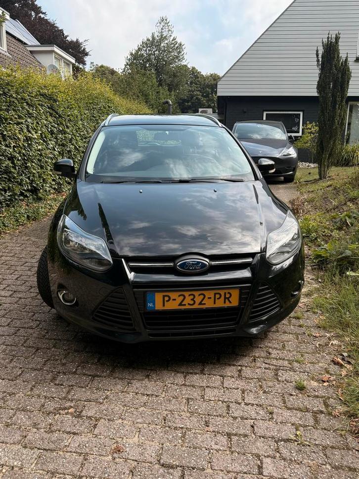 Ford Focus 1.0 Ecoboost 74KW Wagon 2013 Zwart, Auto's, Ford, Particulier, Focus, Benzine, A, Stationwagon, Handgeschakeld, Geïmporteerd