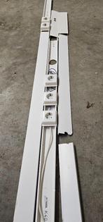 Attema Kabelgoot met Stopcontacten, Doe-het-zelf en Verbouw, Ophalen, Gebruikt, Overige materialen, Plinten