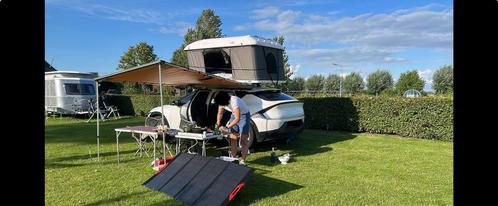 Daktent – Aangepast met Zonnepanelen en Meer, Caravans en Kamperen, Tenten, Zo goed als nieuw, Ophalen