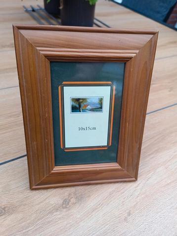 Houten fotolijst  beschikbaar voor biedingen