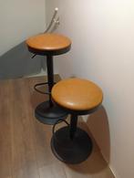 Leuke set barkrukken industrieel, 2 krukken, Ophalen, 60 tot 90 cm