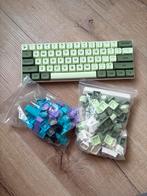 RK61 Mechanisch Toetsenbord + Extra Keycaps, Gaming toetsenbord, Ophalen of Verzenden, Zo goed als nieuw, Draadloos