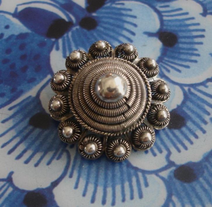 ﻿MOOIE ANTIEK ZILVEREN ZEEUWSE BROCHE KEELKNOOP - wvq, Sieraden, Tassen en Uiterlijk, Antieke sieraden, Broche, Zilver, Verzenden