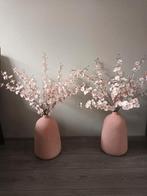 2 vazen met kunstbloemen roze van de Intratuin, Ophalen, Zo goed als nieuw, Binnen