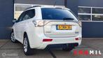 Mitsubishi Outlander 2.0 PHEV Instyle ONWIJS NETTE WAGEN RIJ, Auto's, Mitsubishi, 4 cilinders, Wit, Bedrijf, Vierwielaandrijving