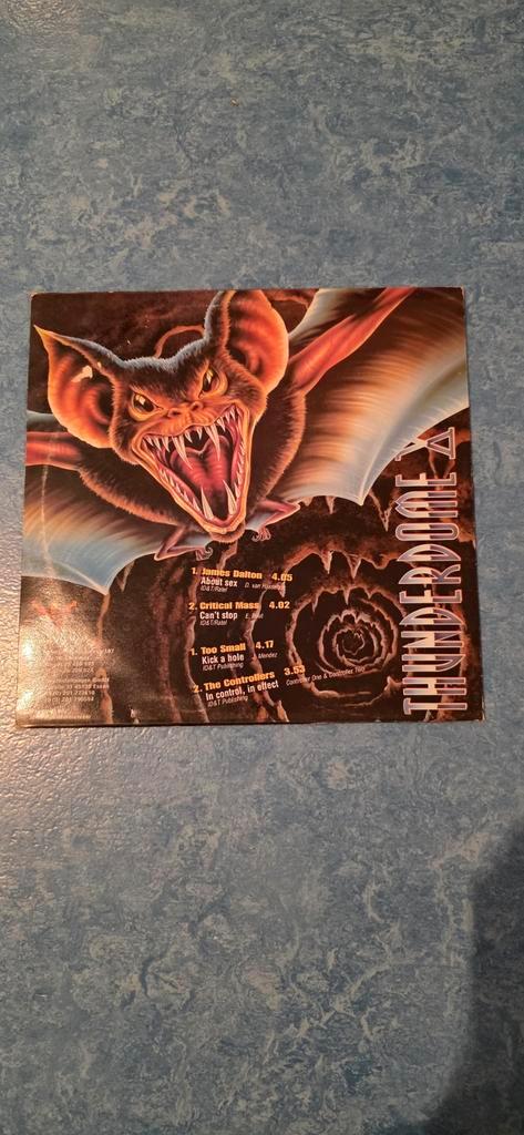 Vinyl Thunderdome 4 - Sucking for Blood EP, Cd's en Dvd's, Vinyl | Dance en House, Gebruikt, Overige genres, 12 inch, Ophalen of Verzenden