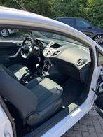 Ford Fiësta 1.25 44KW 3DR 2012 Wit Titanium, Voorwielaandrijving, Stof, 4 cilinders, Parkeersensor
