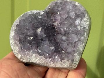 Amethist Agaat hart mineralen beschikbaar voor biedingen