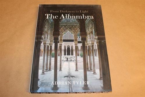 The Alhambra : from darkness to light / photographs Adrian T, Boeken, Kunst en Cultuur | Architectuur, Nieuw, Architecten, Ophalen of Verzenden
