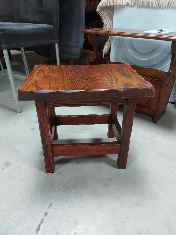 Eiken houten bijzettafeltje, Huis en Inrichting, Tafels | Bijzettafels, Gebruikt, Rechthoekig, Minder dan 45 cm, Minder dan 55 cm