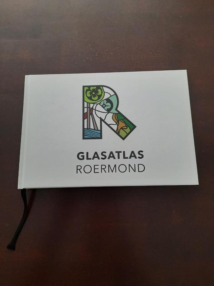 Glasatlas Roermond, Boeken, Geschiedenis | Stad en Regio, Zo goed als nieuw, Verzenden