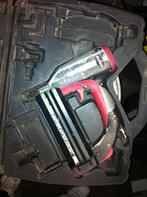 nietmachine tacker op lucht, Ophalen, Gebruikt