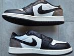 Jordan 1 Retro Low OG Mocha - EU 41, Kleding | Heren, Schoenen, Verzenden, Nieuw