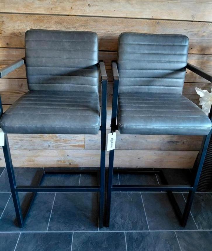 Moderne Leatherlook barkrukken industrieel / A-Merk barkruk, Huis en Inrichting, Barkrukken, Nieuw, 60 tot 90 cm, Leer, Metaal