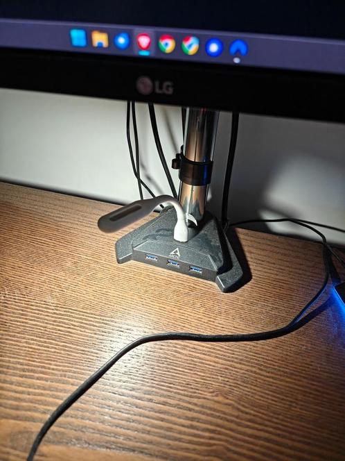 Set van 2 flexibele USB LED-lampjes (wit en zwart), Computers en Software, Overige Computers en Software, Zo goed als nieuw, Ophalen