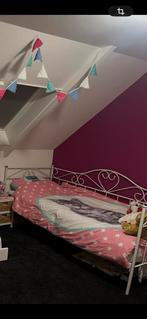 Mooie meisjes bed, Ophalen, Eenpersoons, Wit, Zo goed als nieuw